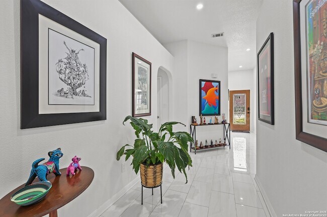 Building Photo - 10903 Wilson Oaks Dr