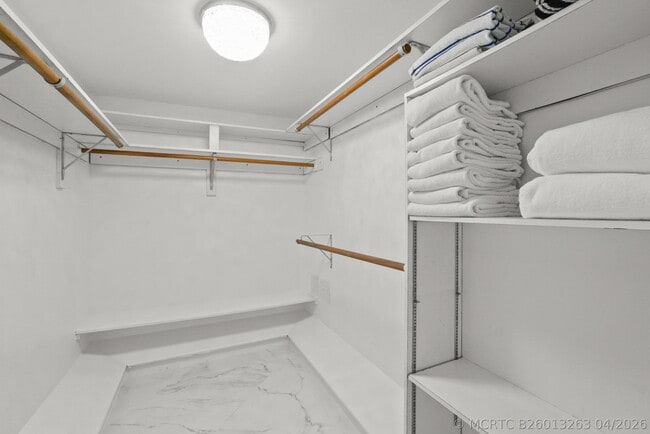 Building Photo - 3546 S Ocean Blvd