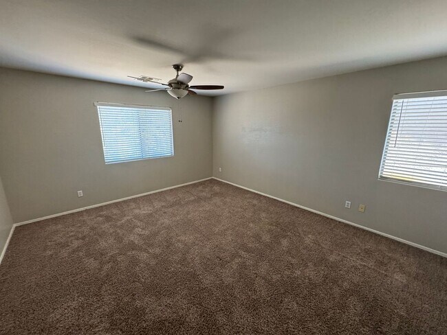 Building Photo - 4 Bedroom - 2.5 Bath - 2310 Sq Ft