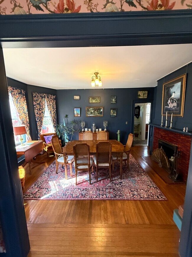 Building Photo - Tranquility on Oxford