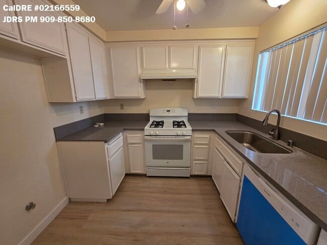 Building Photo - Rancho Cucamonga 2 Bedroom Apartment