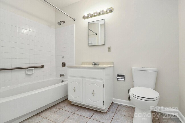 Building Photo - 6121 Heathstone Ln