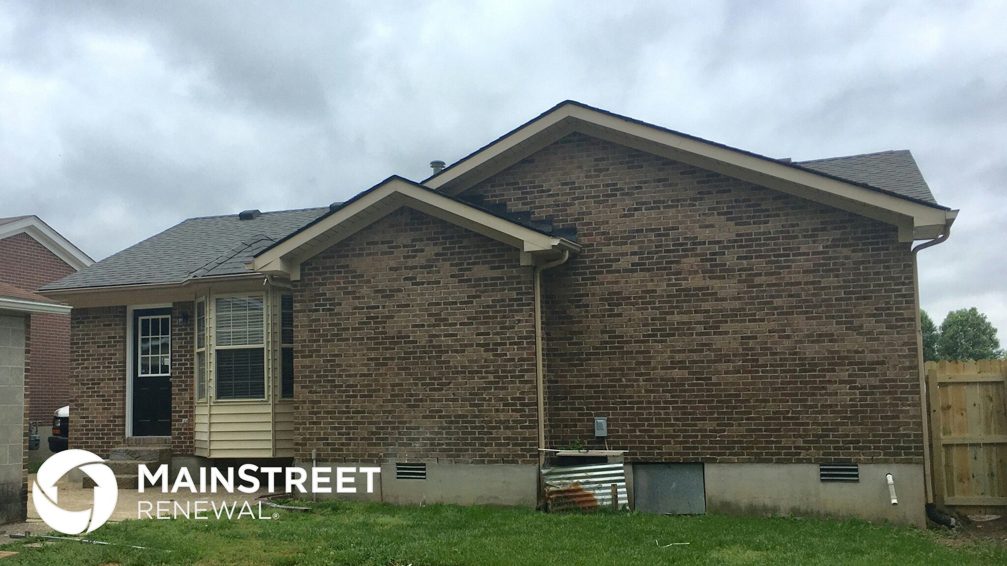 Building Photo - 10414 Pebblestone Cir