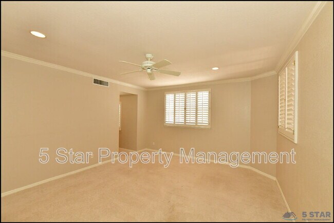 Building Photo - 6598 Eagle Ridge Dr