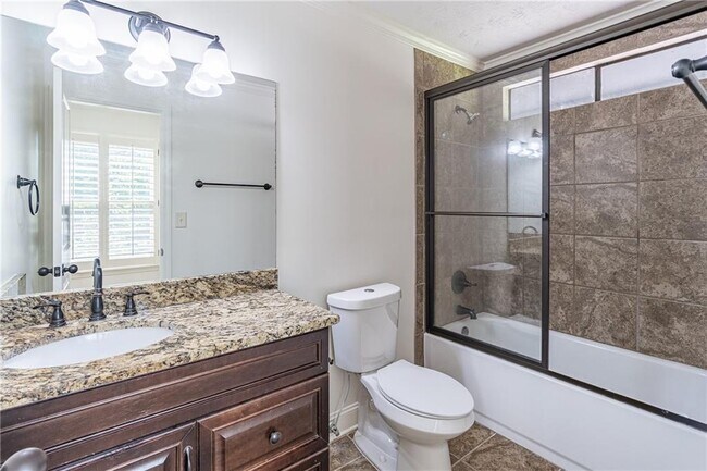 Building Photo - 9630 Pine Thicket Way