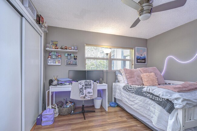 Building Photo - 2926 Lichen Ln