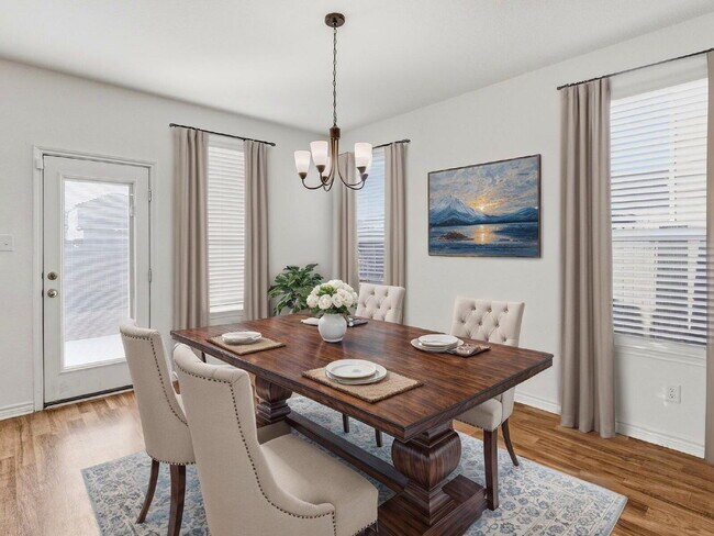 Building Photo - This spacious 4-bed/3-bath two-story rental is a gem waiting for you!