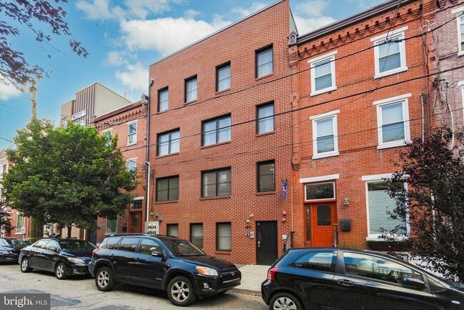 Building Photo - 1819 Ginnodo St