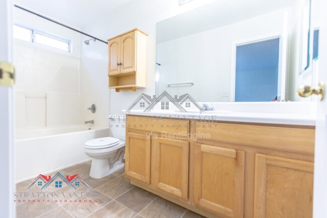 Building Photo - 2701 W Jasper Ave