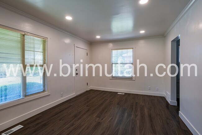 Building Photo - 1189-1191 S 1100 E