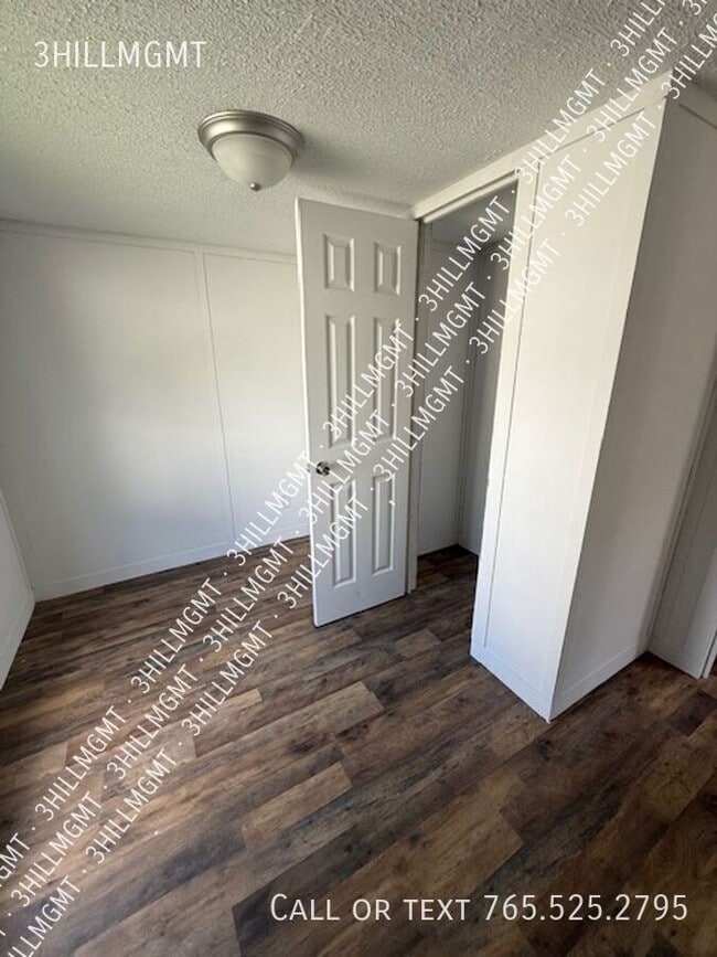 Building Photo - 307 Valley Brook Cir