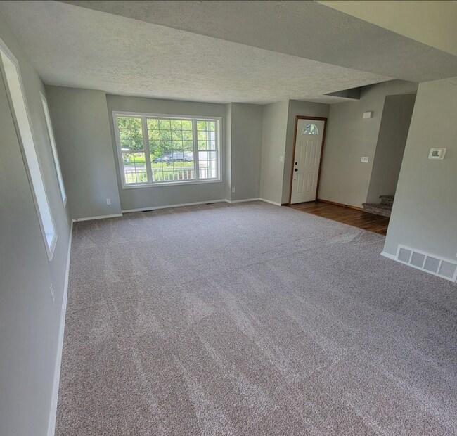 Main living room - 4311 E 41st Ave