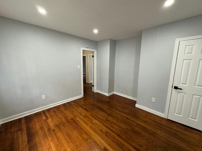 Building Photo - 329 Pine Ridge Rd