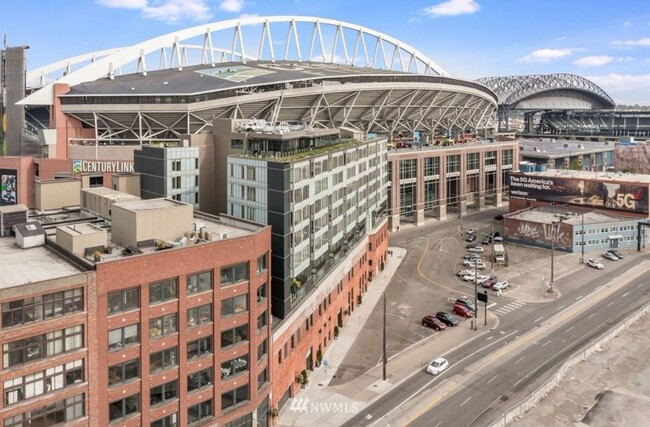 Building Photo - Welcome home to the Heart of Seattle - Sta...