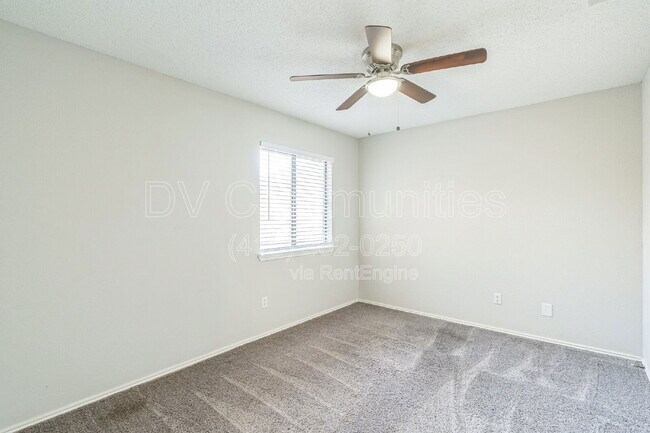 Building Photo - 2804 Red River St