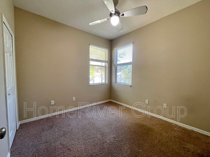 Building Photo - 9502 W Park Village Dr