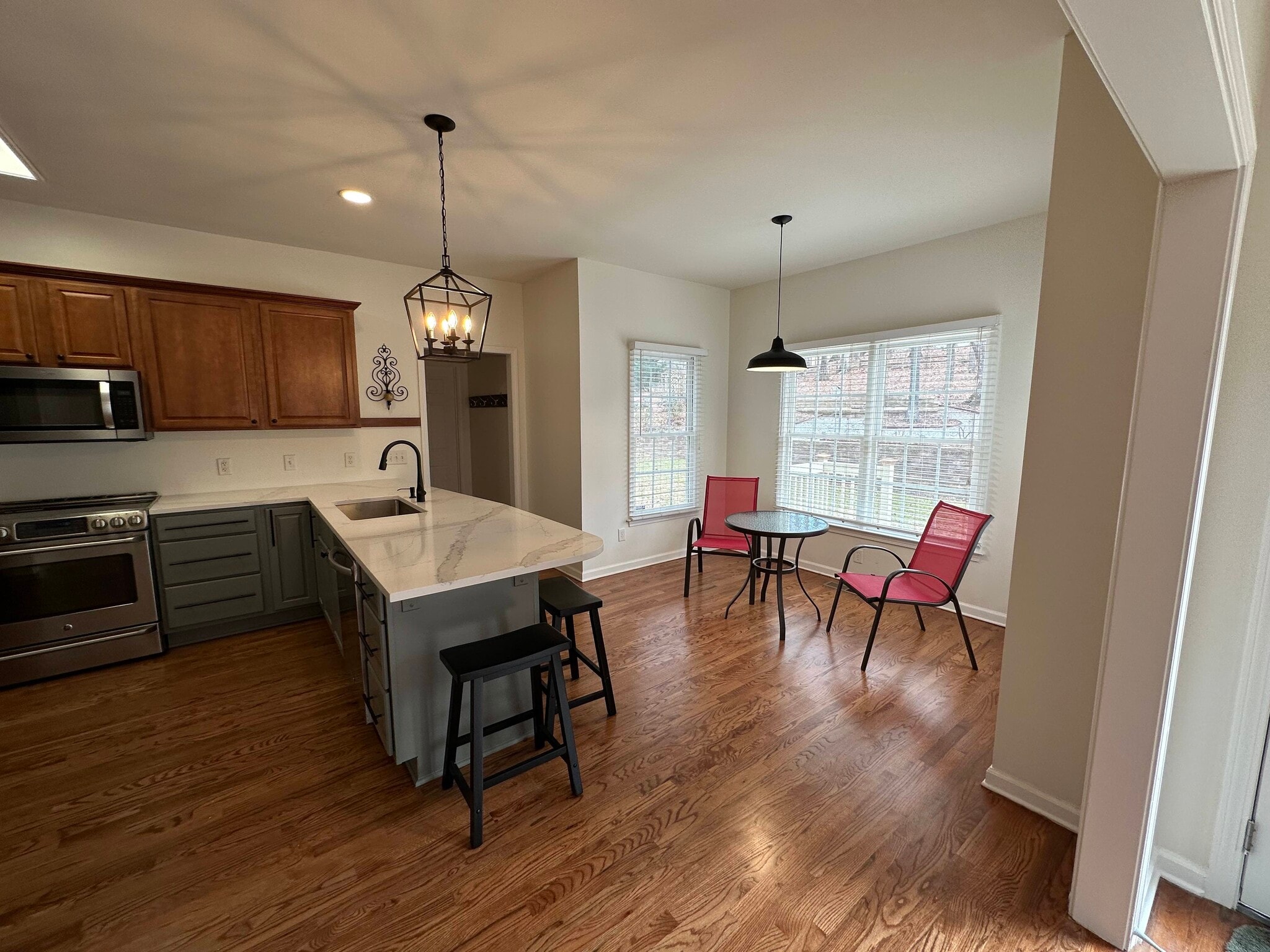 Kitchen Breakfast Area - 7675 Paces Ln
