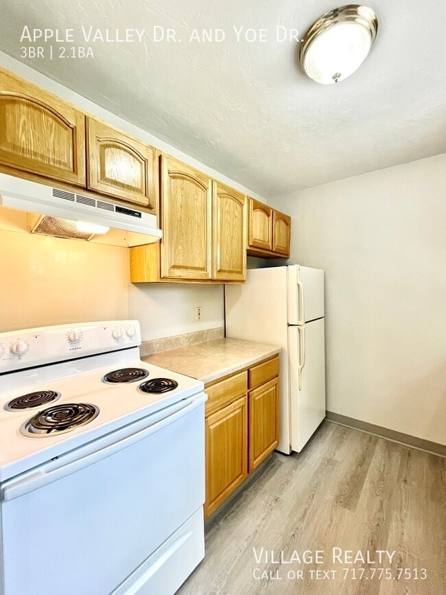 Building Photo - 914 Apple Valley Dr