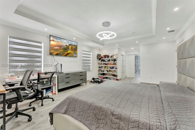 Building Photo - 2102 SW 176th Ave