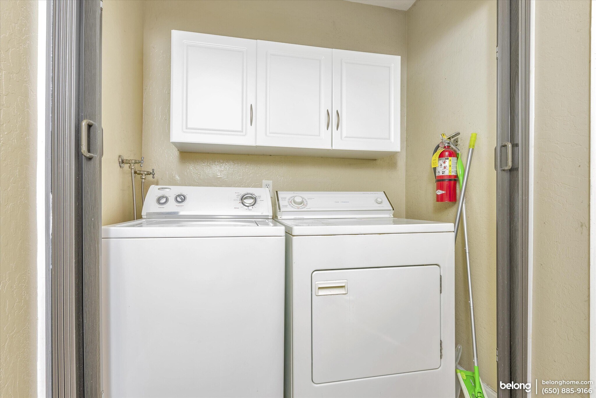 Building Photo - 3025 Kaiser Dr