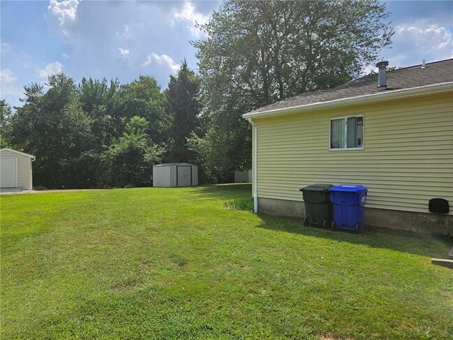 Building Photo - 15 Meadowview Ter