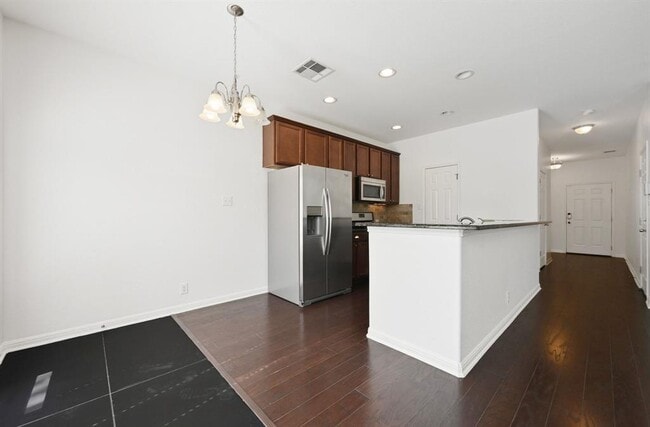 Building Photo - 11248 Lost Maples Trail