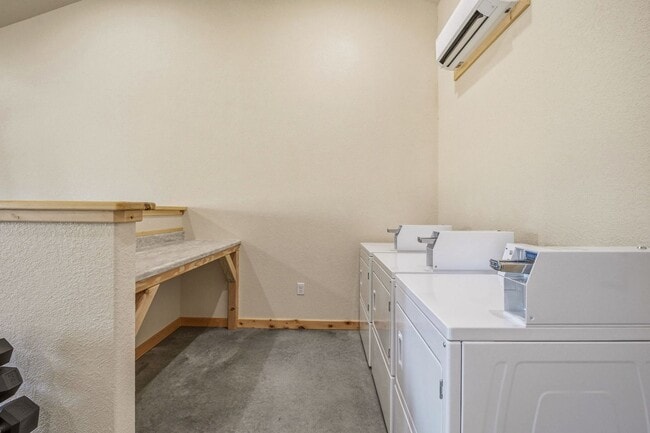 Building Photo - 5415 Co Rd 456
