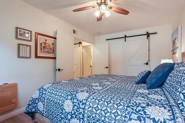 Building Photo - 16872 Cod Cir