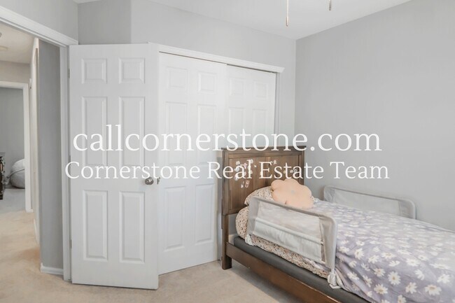 Building Photo - 5251 Lone Star Pl