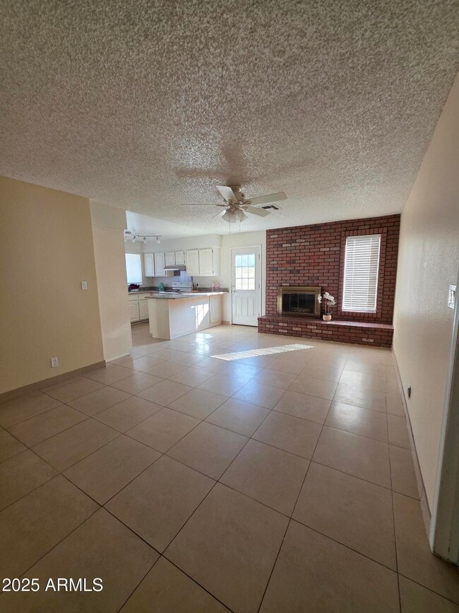 Building Photo - 10470 E Clinton St