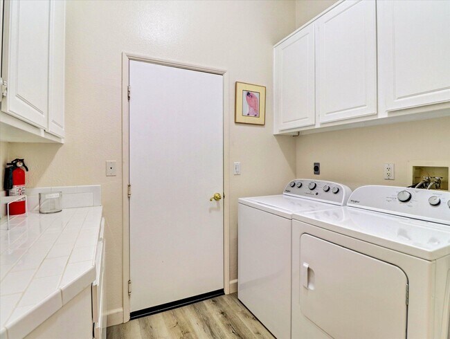 Building Photo - 77573 Ashberry Ct