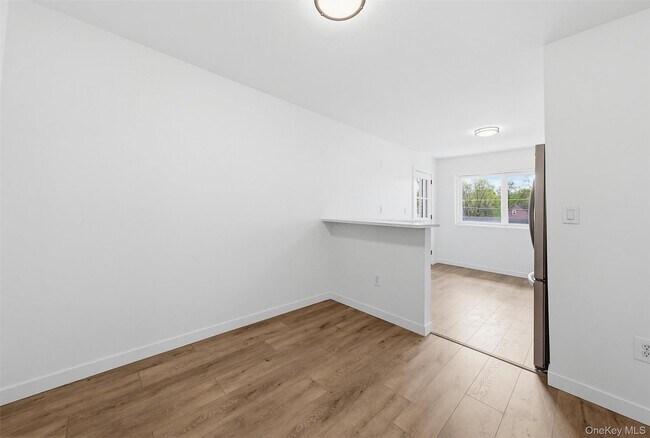 Building Photo - 810 Blooming Grove Turnpike