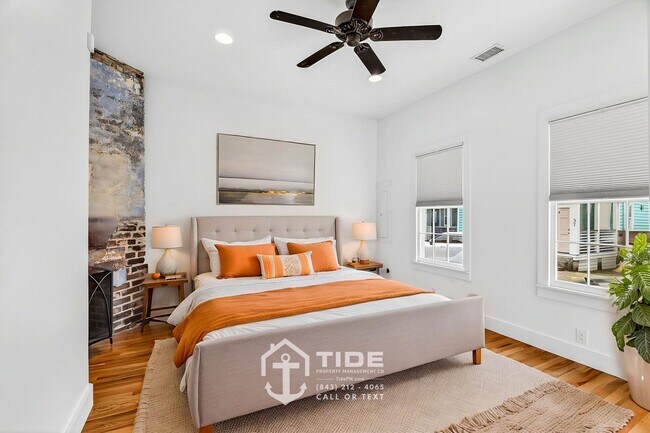 Building Photo - 40 Poinsett St