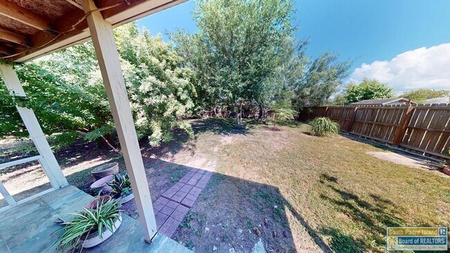 Building Photo - 1209 Mango Ct