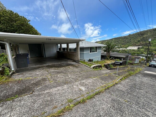 Primary Photo - 1716 Kuikele St