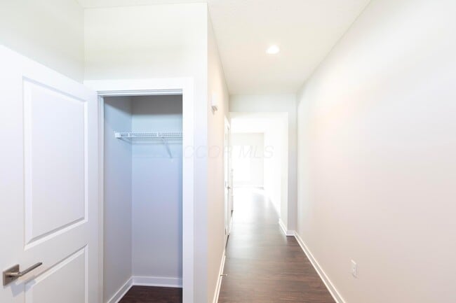 Building Photo - 297 Lenell Lp