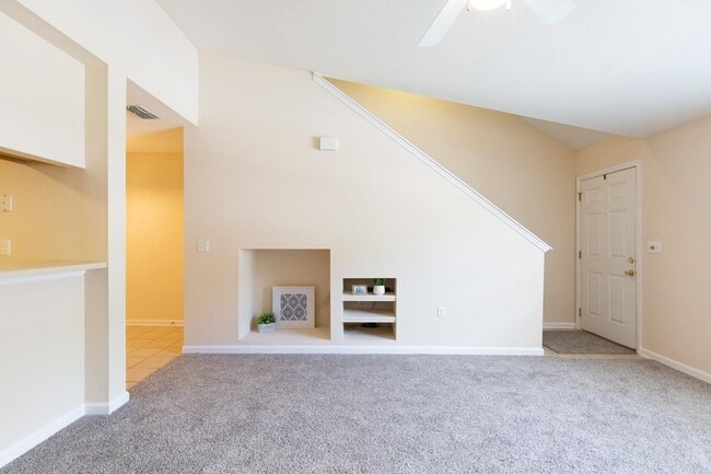 Building Photo - 4434 Gearhart Rd
