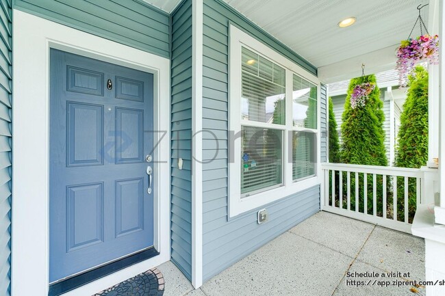 Building Photo - 426 125th Pl SE
