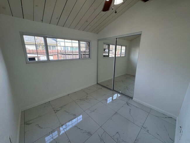 Building Photo - 4 bedroom in El Cajon
