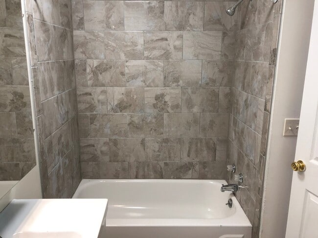 Building Photo - One bedroom home,.Green Township, pet friendly