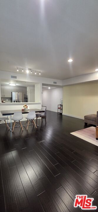 Building Photo - 436 S Virgil Ave