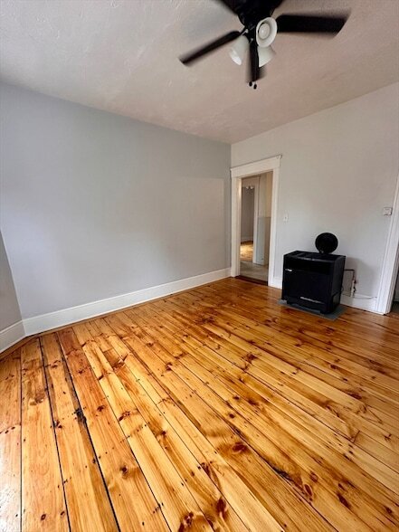 Building Photo - 11 Dupont St