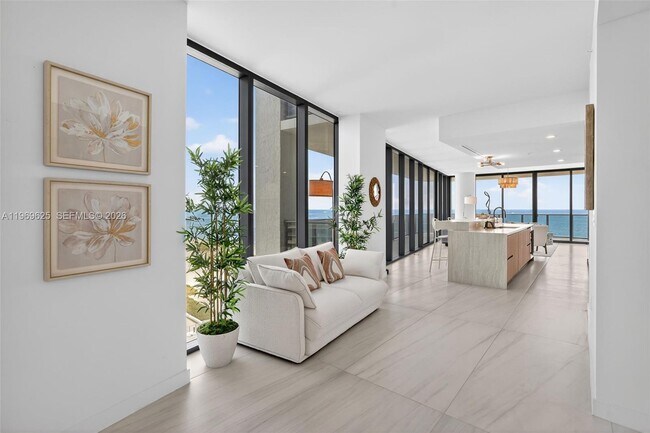 Building Photo - 900 N Ocean Blvd