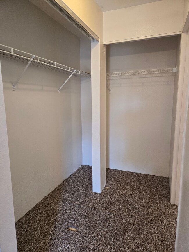 Building Photo - 2 bedroom 1.5 bath in Kihei