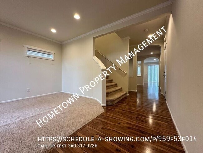 Building Photo - 2411 Burlwood St NE