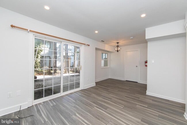 Building Photo - 363 Barton Run Blvd