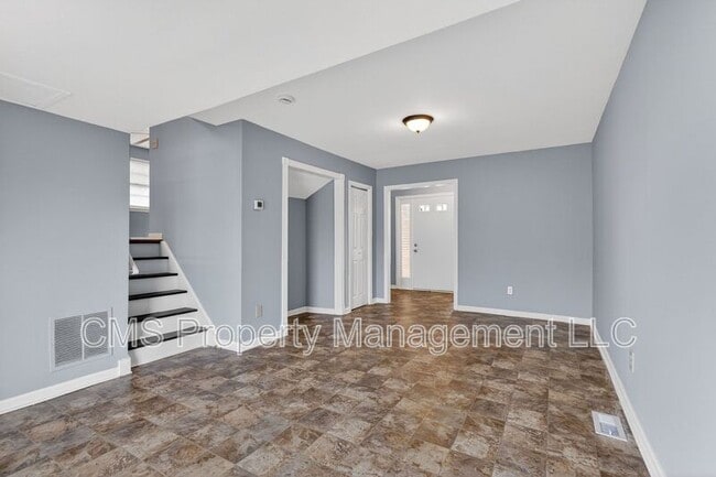 Building Photo - 77 Marsh Ave