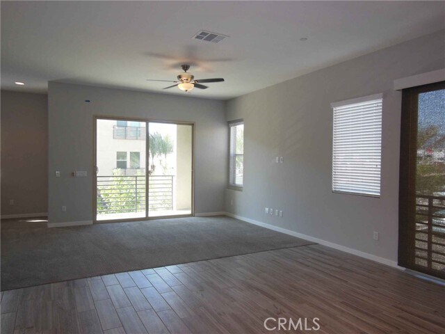 Building Photo - 674 Chandler Walk