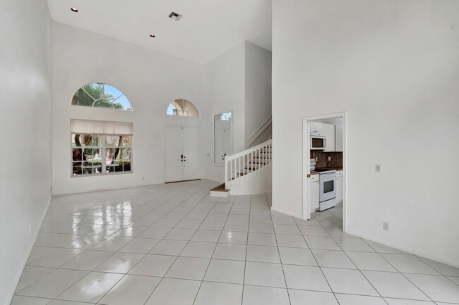 Building Photo - 8895 Sonoma Lake Blvd