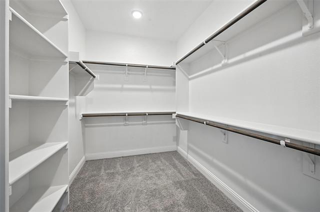 Building Photo - 2528 Campden Mews